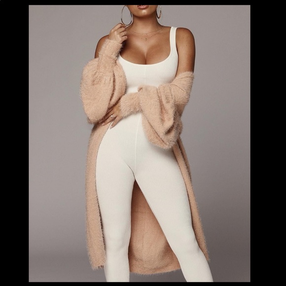 NWT JLUXLABEL Blush Balloon Sleeve Fuzzy Cardigan - Picture 2 of 10